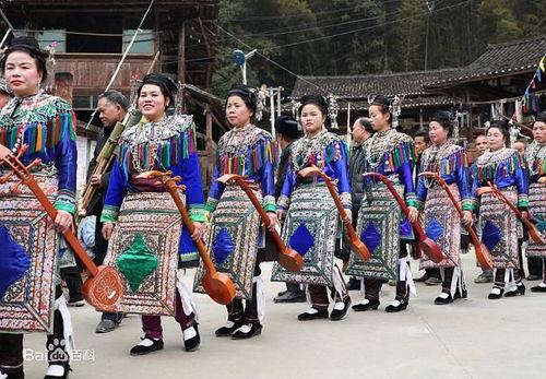 瑶族热门话题,探寻瑶族发展新篇章