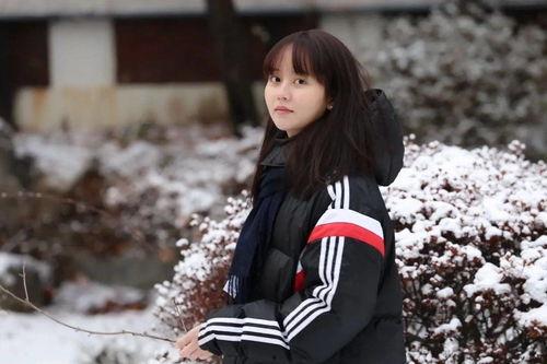 金智秀热门话题,从热门话题看人气偶像的璀璨星途