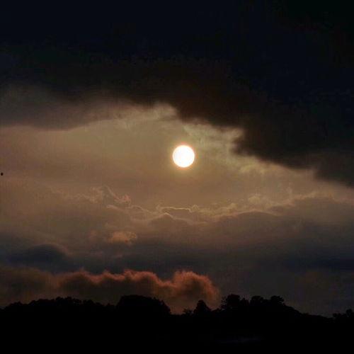 背景热门话题,探索人工智能在热门话题中的应用与影响